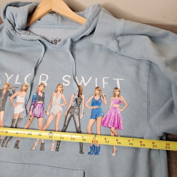 Taylor Swift 1989 Taylors Version Hoodie Sweatshirt Size Medium Blue - Picture 6 of 7